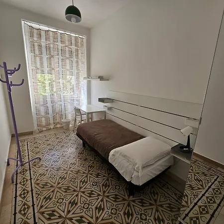 Gasthuis Essential & Parking In Centro Citta Con Parcheggio Privato E Wifi *